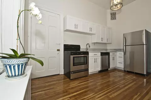 1321 Michigan Ave #1, Cincinnati, OH 45208