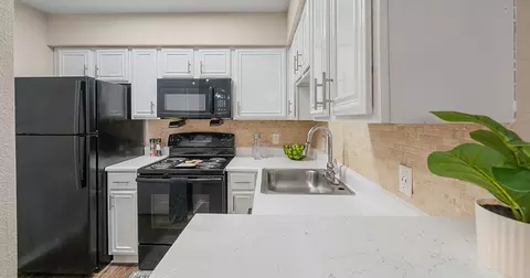 1515 Rudel Rd #1108, Tomball, TX 77375