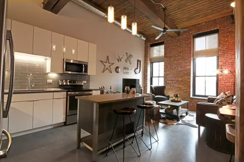 350 Warren St #321, Jersey City, NJ 07302