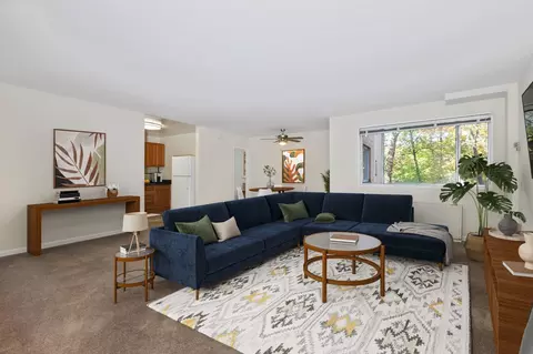 6000 42nd Ave #6000-309, Hyattsville, MD 20781