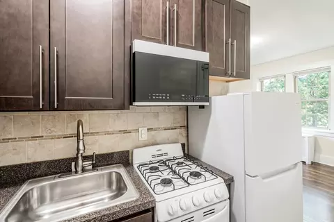 55 Monroe Pl #203, Bloomfield, NJ 07003