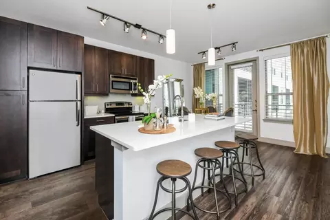8025 Forest Ln #2-2213, Dallas, TX 75243