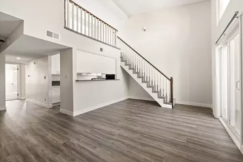 10101 Desoto Ave #9, Los Angeles, CA 91311