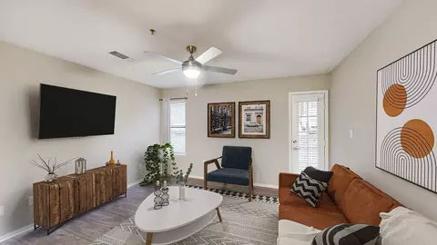 1800 Barrett Lakes Blvd #1700D, Kennesaw, GA 30144
