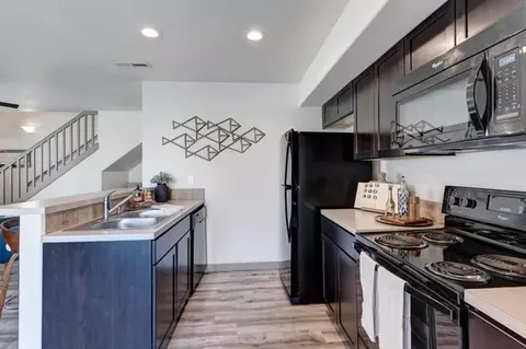 6212 Road 68 #32-D, Pasco, WA 99301