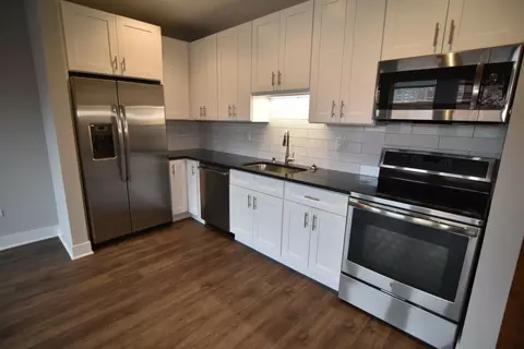 3833 N Broadway #3833-219, Chicago, IL 60613
