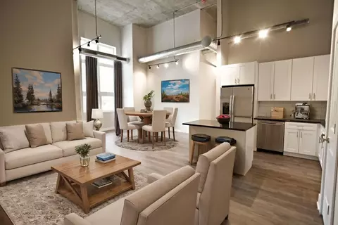 3833 N Broadway #3833-219, Chicago, IL 60613