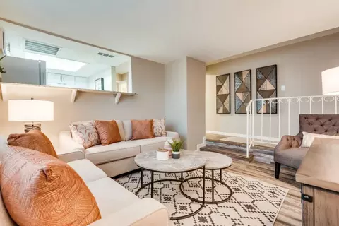 2625 Community Dr #1034, Dallas, TX 75220