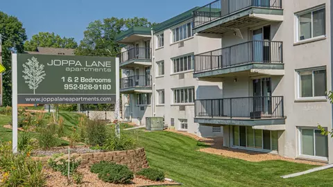 288 Joppa Ave S #4310-402, Saint Louis Park, MN 55416