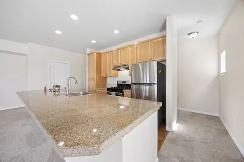 1132 NW Birdsdale Ave #CC-2061, Gresham, OR 97030