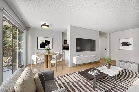 1352 S Carmelina Ave #212, Los Angeles, CA 90025