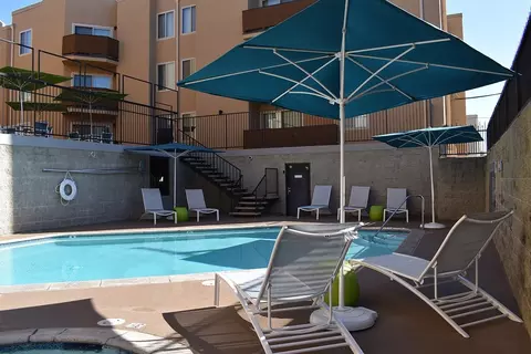 17600 Burbank Blvd #119, Los Angeles, CA 91316