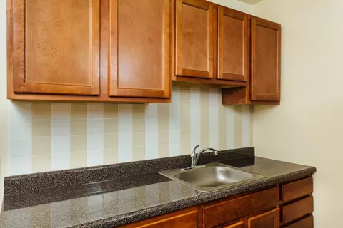 2801 Pennsylvania Ave SE #308, Washington, DC 20020