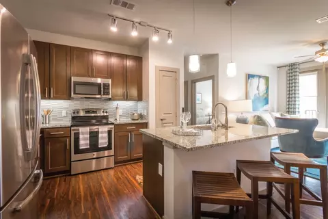 35 Folly Rd Blvd #221, Charleston, SC 29407