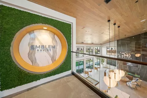 3500 W Colorado Blvd #13303, Dallas, TX 75211