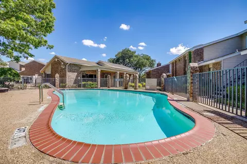 1000 River Bend Dr #B2-0165, Lancaster, TX 75146