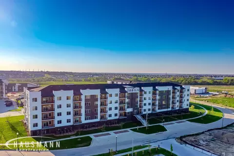 5002 S 202nd Ave #2-412, Omaha, NE 68135