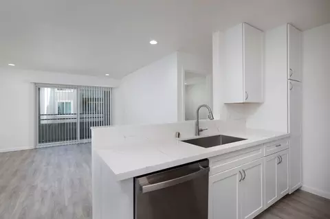 4454 44th St #223, San Diego, CA 92115