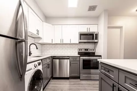 1005 Des Plaines Ave #1005-501, Forest Park, IL 60130