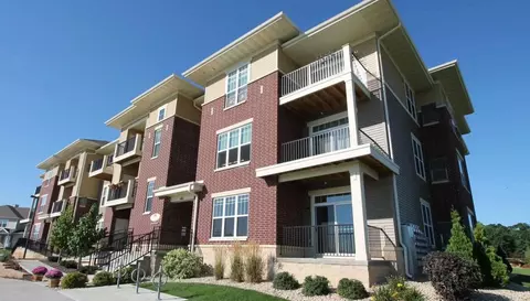 652 Bear Claw Way #101, Middleton, WI 53562