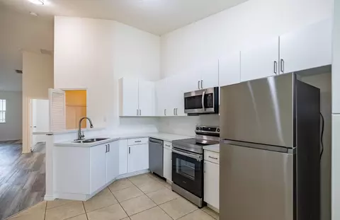 677 NE 35 Ave #3335-101, Homestead, FL 33033