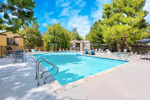 15450 Nisqualli Rd #B203, Victorville, CA 92395