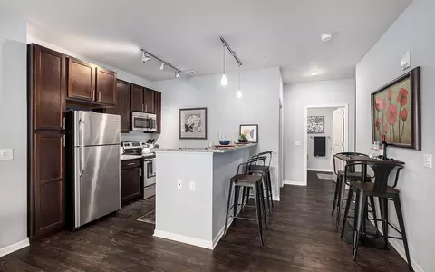 4025 Pier Light Dr #01-201, Wyoming, MI 49418