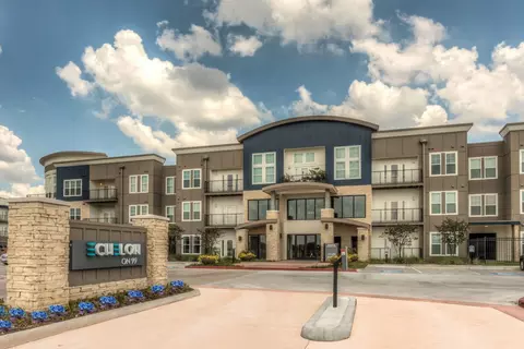 19400 W Bellfort #1235, Pecan Grove, TX 77407