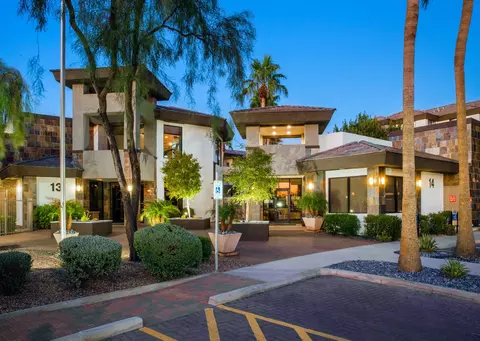 4950 E Van Buren St #334, Phoenix, AZ 85008