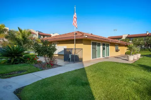 601 E 8th St #342, Azusa, CA 91702