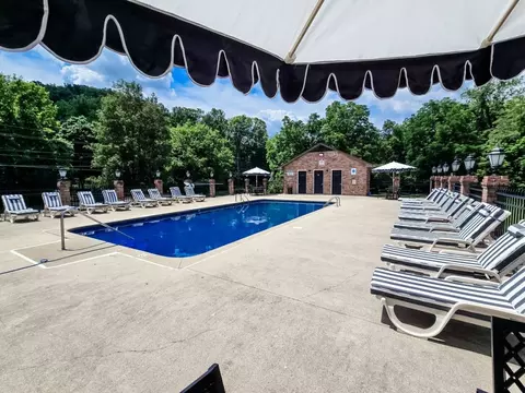 900 Cooks Valley Rd #074, Kingsport, TN 37660