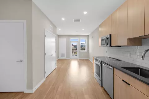 417 Callowhill St #402, Philadelphia, PA 19123