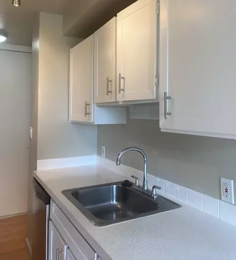 2020 SW Salmon St #505, Portland, OR 97205