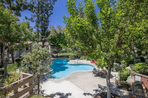 315 N Associated Rd #1202, Brea, CA 92821