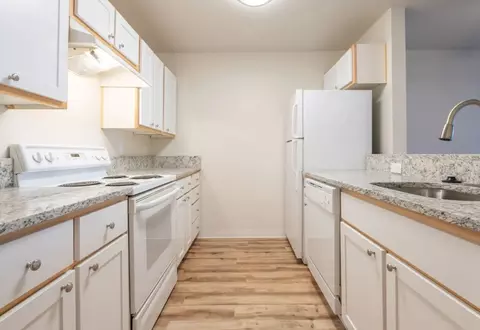 303 NE 16th Ave #120, Portland, OR 97232