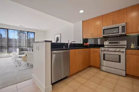 900 Reichert Ave #504, Novato, CA 94945