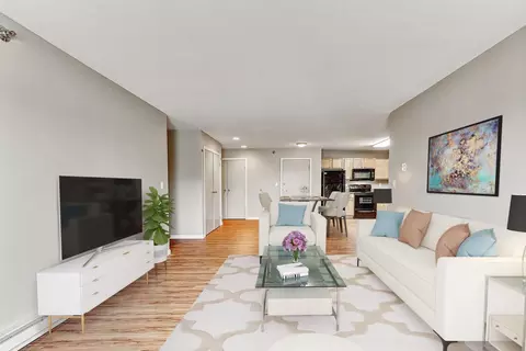 3750 Garden View Dr #211, Grand Forks, ND 58201