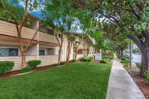 4401 Central Ave #35, Fremont, CA 94536