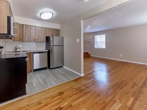 211 Lazaretto Rd #08A, Prospect Park, PA 19076