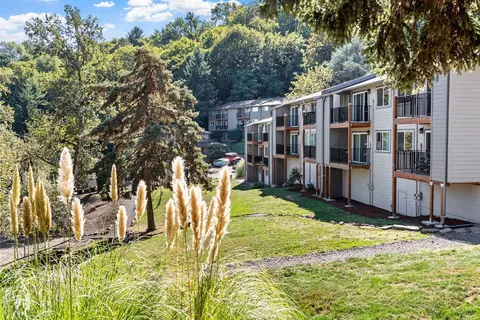 5132 SW Slavin Rd #062, Portland, OR 97239