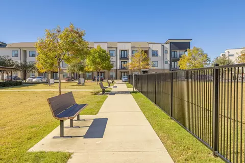 4200 Centreport Dr #4112, Fort Worth, TX 76155