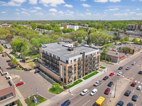 304 Snelling Ave N #318, Saint Paul, MN 55104