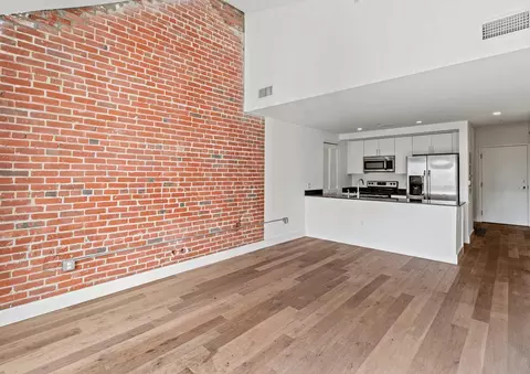 229 Arch St #B 502, Philadelphia, PA 19106