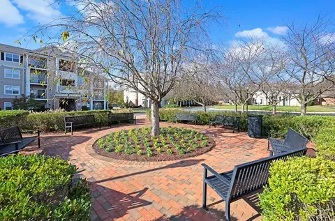 13500 Carlow Point Cir #620304, Germantown, MD 20874