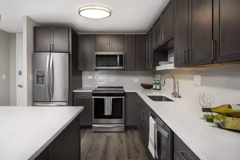 533 W Barry Ave #003C, Chicago, IL 60657