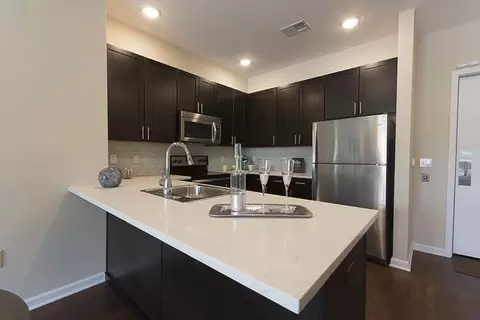 555 S Ave E #142, Cranford, NJ 07016