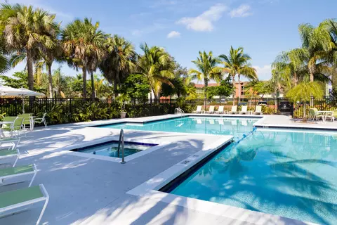 8650 NW 61st St #6-8459, Tamarac, FL 33321