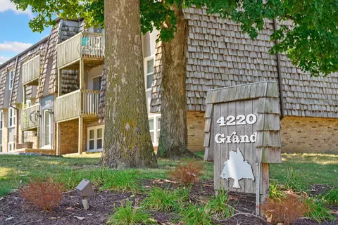 4220 Grand Ave #4222-13, Des Moines, IA 50312