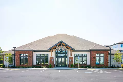 900 Elm Grove Ave #1301, Gainesville, GA 30501