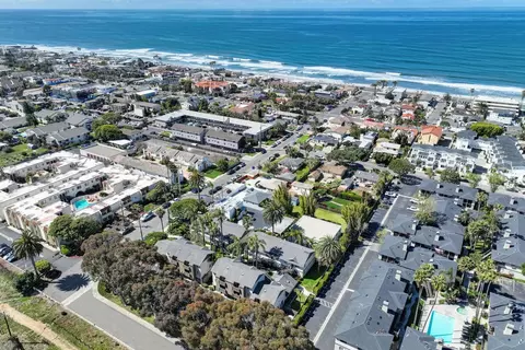 360 Chestnut Ave #380-18, Carlsbad, CA 92008